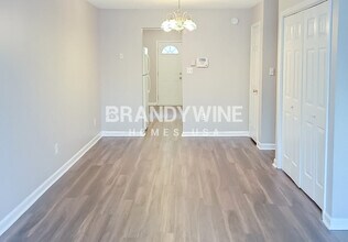 7250 Oakley Ct in Union City, GA - Foto de edificio - Building Photo