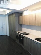 50-2750 Charles St E in Toronto, ON - Building Photo - Building Photo