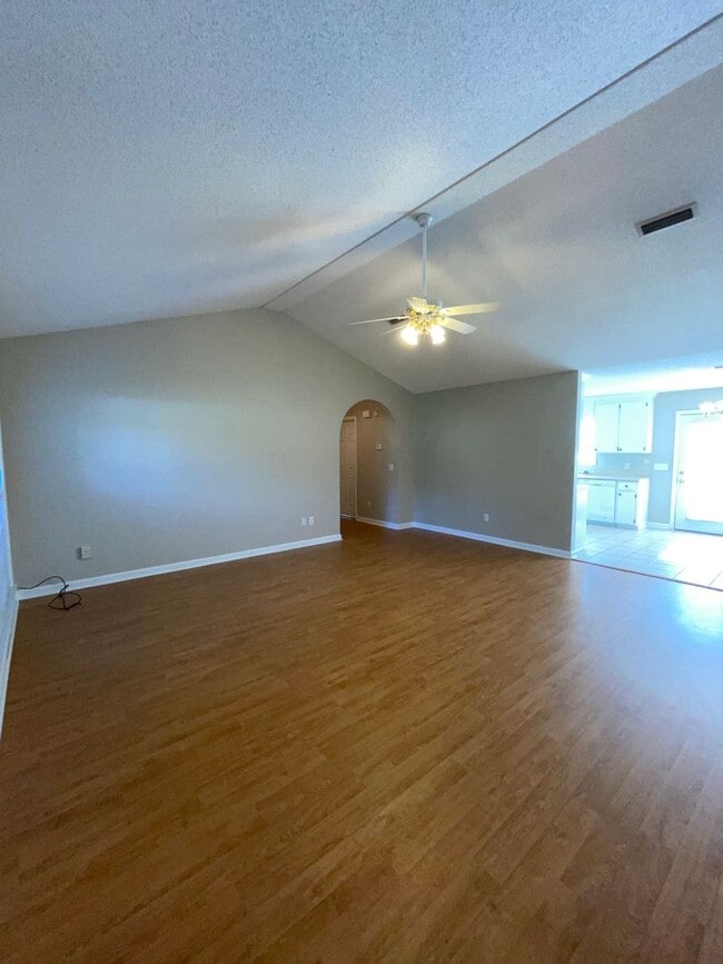 94 Foxchase Dr in Enterprise, AL - Building Photo - Building Photo