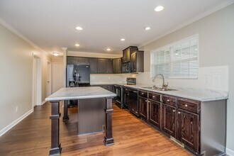 2003 Vancroft Cir in Spring Hill, TN - Building Photo - Building Photo