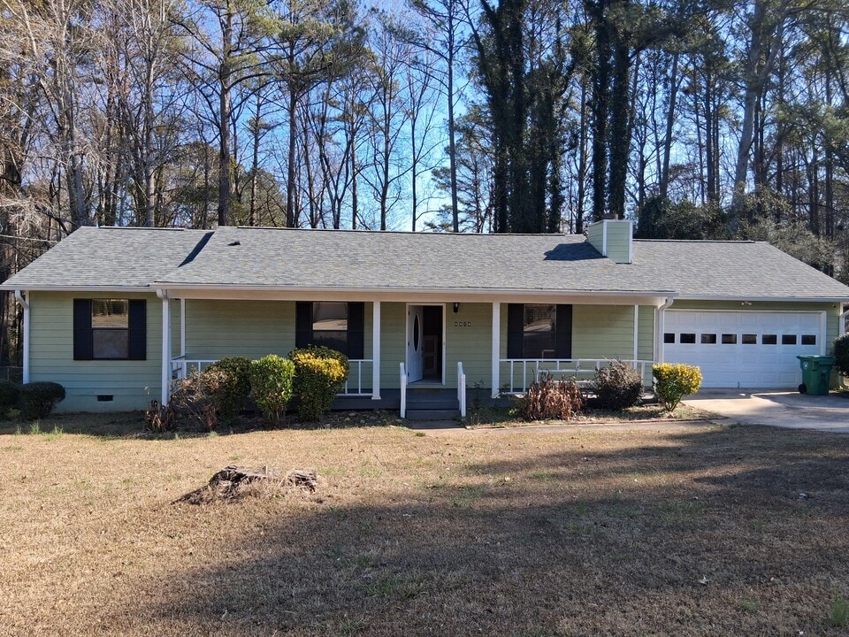 4414 Housworth Dr in Stonecrest, GA - Building Photo