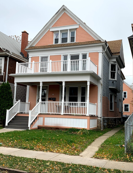 31 Auchinvole Ave in Buffalo, NY - Foto de edificio