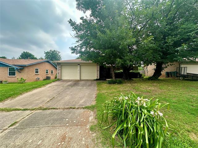 1502 Aransas Dr in Euless, TX - Building Photo - Building Photo