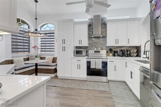 8644 Ibis Cove Cir in Naples, FL - Building Photo - Building Photo