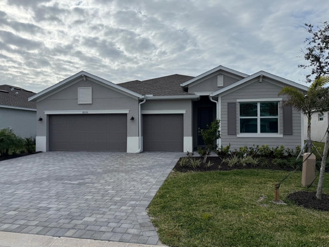 property at 8535 St Kitts Cir