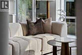 638 Beach Crescent in Vancouver, BC - Building Photo - Building Photo