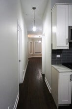 5436 S Aberdeen St, Unit 2 in Chicago, IL - Foto de edificio - Building Photo