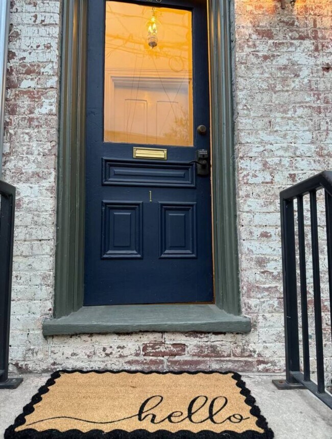128 W Louther St in Carlisle, PA - Foto de edificio - Building Photo