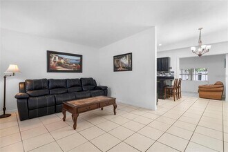 90 Nancy Lee Ave in Orlando, FL - Building Photo - Building Photo