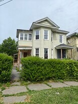 702 Catherine St, Unit Apt#3 in Syracuse, NY - Building Photo
