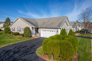 Clipper Way Condominiums in Newburyport, MA - Building Photo