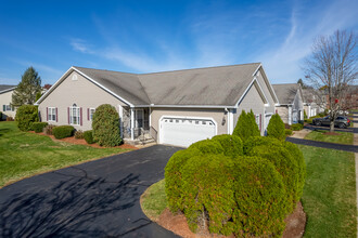 Clipper Way Condominiums in Newburyport, MA - Building Photo - Primary Photo