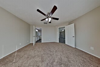 32106 Willow Creek Park in Conroe, TX - Building Photo - Building Photo