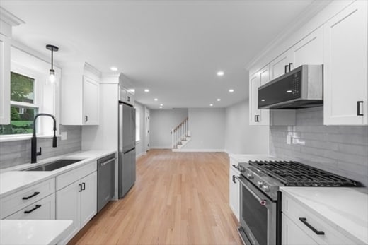 22 James St in Woburn, MA - Foto de edificio - Building Photo
