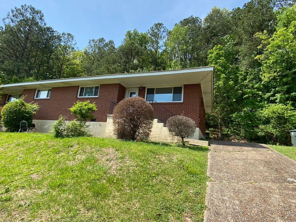 3255 Conner St in Chattanooga, TN - Foto de edificio
