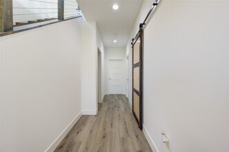 21201 Scissor Tail Ln in Jamaica Beach, TX - Building Photo - Building Photo