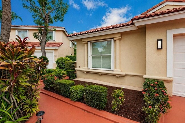 6298 Harbour Chase Dr in Greenacres, FL - Building Photo - Building Photo