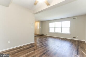 190 Peregrine Dr in Voorhees Township, NJ - Building Photo - Building Photo