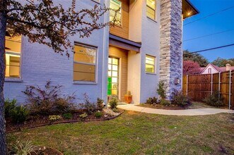 3823 Greenville Ave in Dallas, TX - Building Photo - Building Photo