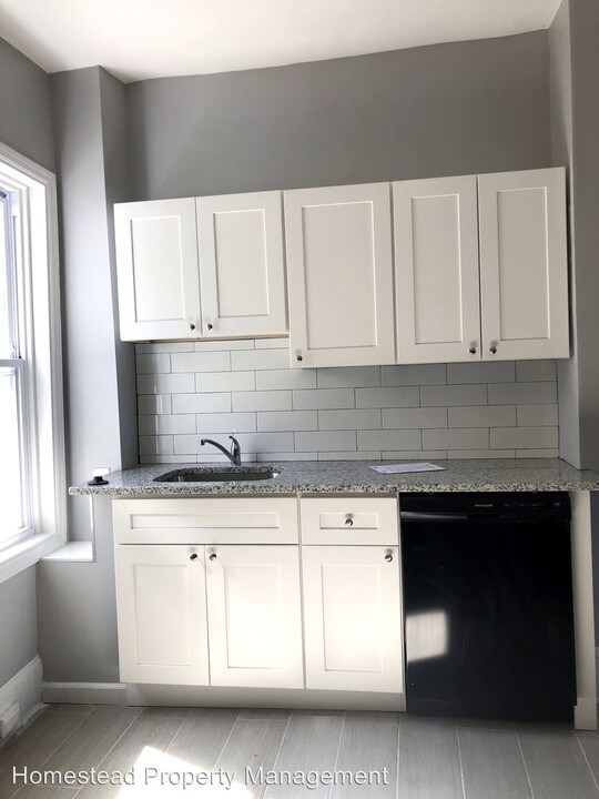 804 DeKalb St in Norristown, PA - Building Photo