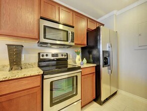 305 E 31st St in Austin, TX - Building Photo - Building Photo