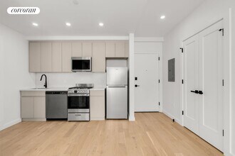 62 Martense St in Brooklyn, NY - Building Photo - Building Photo