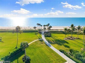 4401 Gulf Shore Blvd N in Naples, FL - Building Photo