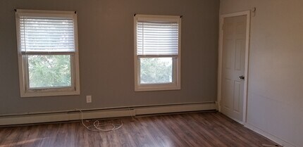 161 16th Ave, Unit Unit 2 in Paterson, NJ - Building Photo - Building Photo