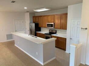 13364 Beach Blvd, Unit 224 in Jacksonville, FL - Building Photo - Building Photo
