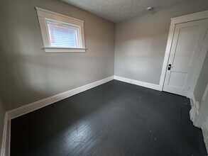 10008 Mt Auburn Ave in Cleveland, OH - Building Photo - Building Photo