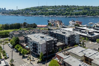 Tavona in Seattle, WA - Foto de edificio - Building Photo