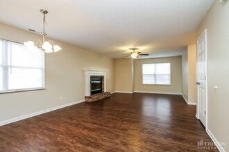 10362 Corinth Way in Avon, IN - Building Photo - Building Photo