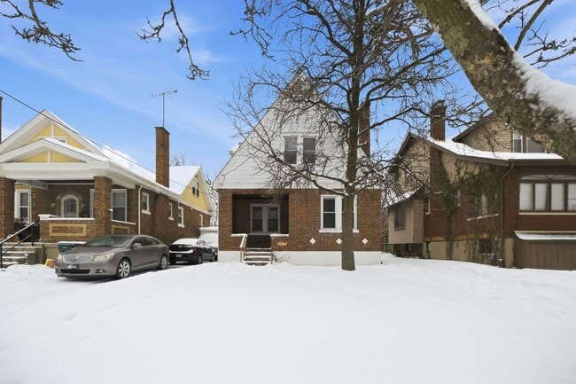 4016 Jamestown St in Cincinnati, OH - Building Photo - Building Photo