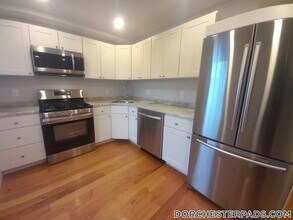 127 Shirley St in Boston, MA - Building Photo - Building Photo