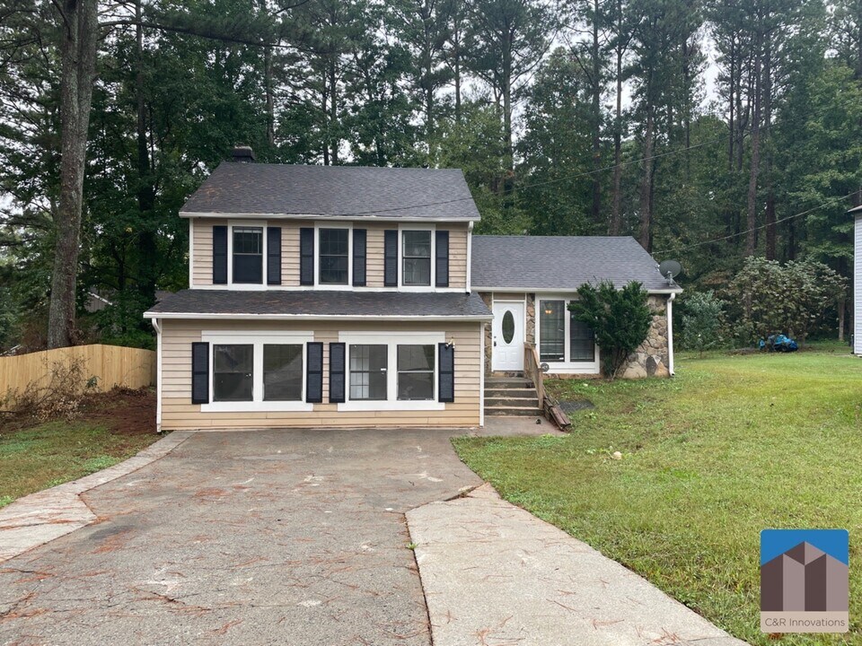 1086 Riva Ridge Dr in Norcross, GA - Building Photo