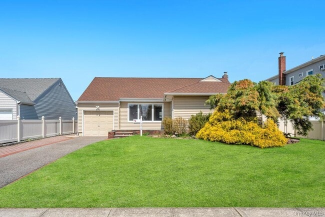 property at 3685 Prairie Path