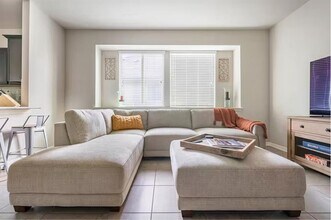 106 Alford St in San Marcos, TX - Building Photo - Building Photo