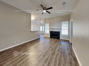 219 Sandhill Dr in Lockhart, TX - Building Photo - Building Photo