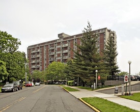 Horizon House in Fort Lee, NJ - Building Photo - Building Photo