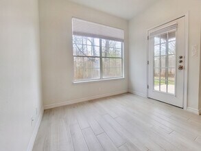 12401 Los Indios Trail in Austin, TX - Building Photo - Building Photo