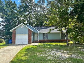 6948 Callahan Cir in Fayetteville, NC - Building Photo