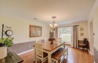 8327 Poplar Pike in Germantown, TN - Building Photo - Building Photo