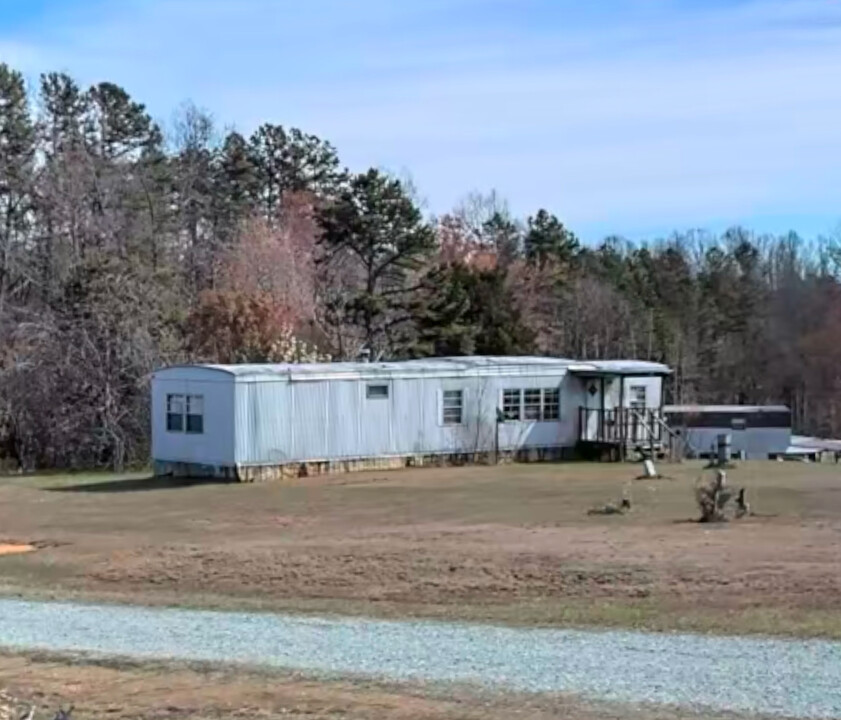 51 Spencer Rd in Roxboro, NC - Building Photo