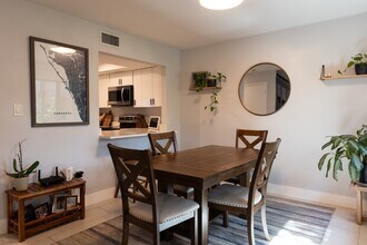 906 Sunridge Dr, Unit 906 in Sarasota, FL - Building Photo - Building Photo