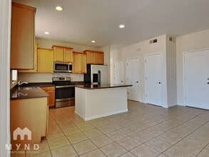 13514 W Cypress St in Goodyear, AZ - Foto de edificio - Building Photo