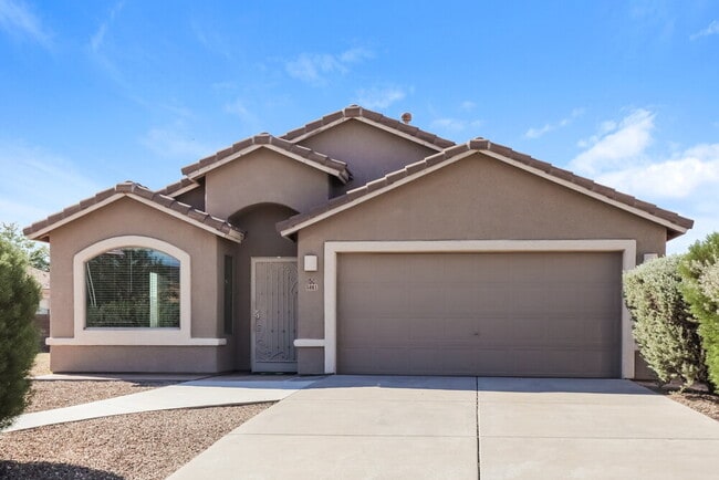 5861 W Agave Bloom Ln