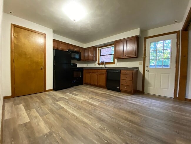 115 Edgewater Village in Latrobe, PA - Building Photo - Building Photo