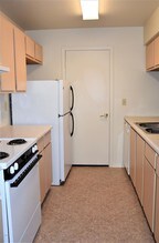 16033 N 25th St-Unit -6 in Phoenix, AZ - Building Photo - Building Photo