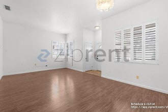 27 Silver Poplar Ct in Roseville, CA - Foto de edificio - Building Photo