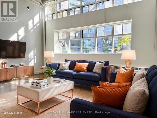 property at 1173 Dundas St E
